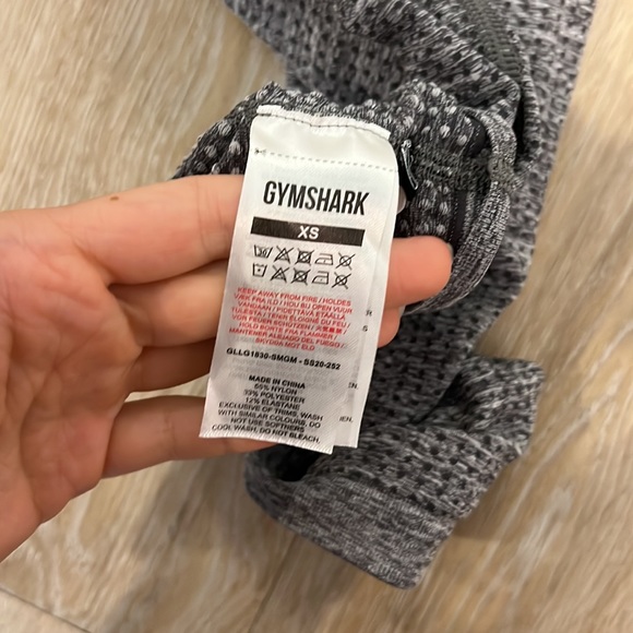 GymShark Sports Bra & Leggings - Picture 7 of 7